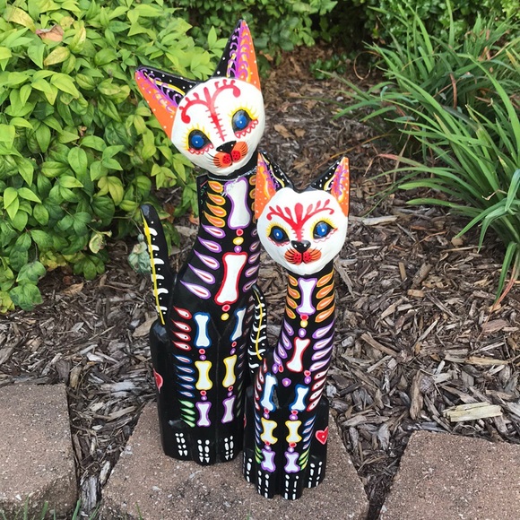Holiday Dia De Los Muertos Hand Painted Cat Wooden Statues